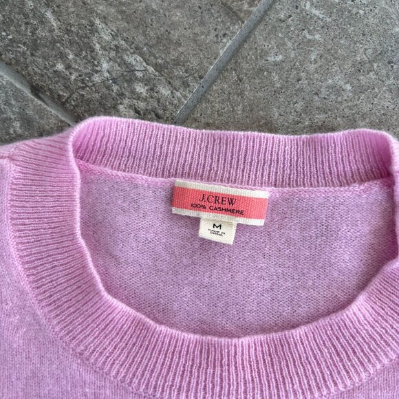 J. Crew 100% Cashmere Classic Fit Crewneck Sweater Size Medium Pink Crisp - Picture 9 of 13